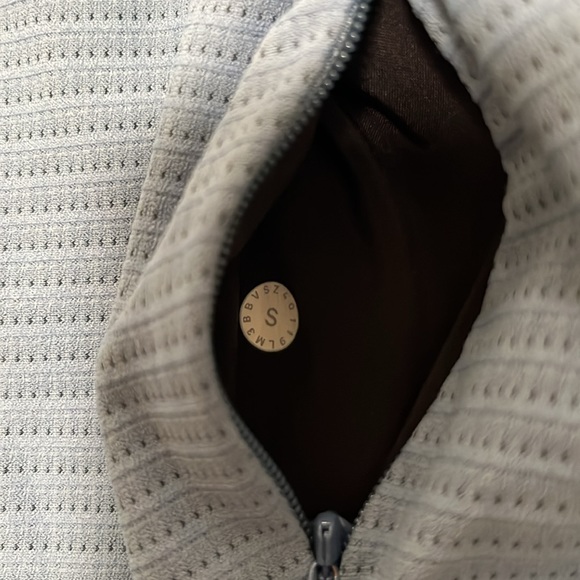 Lululemon Surge Warm 1/2 Zip S - Picture 6 of 6